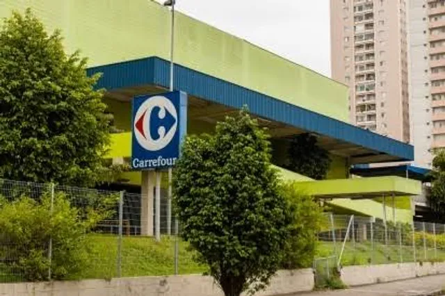 Carrefour Hypermarket Casa Verde