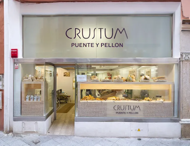 Crustum Panem Bridge and Pellón