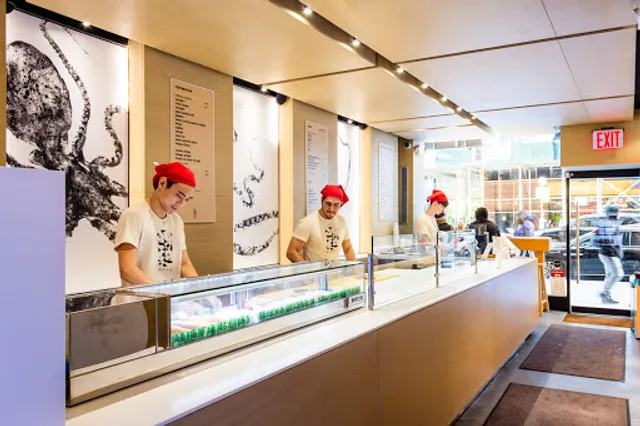 MakiMaki Sushi - Central Park South