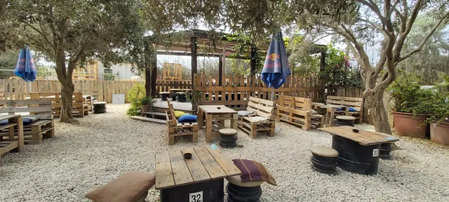 Zion Bar & Restaurant