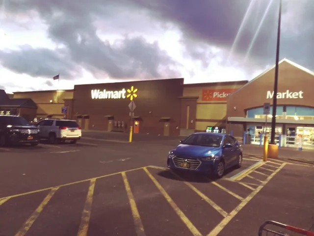 The Shoppes at Latham Circle