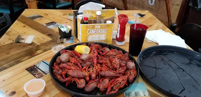 Cajun Claws Seafood Boilers
