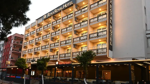 KUSADASİ ROXX ROYAL HOTEL KONAKLAMA