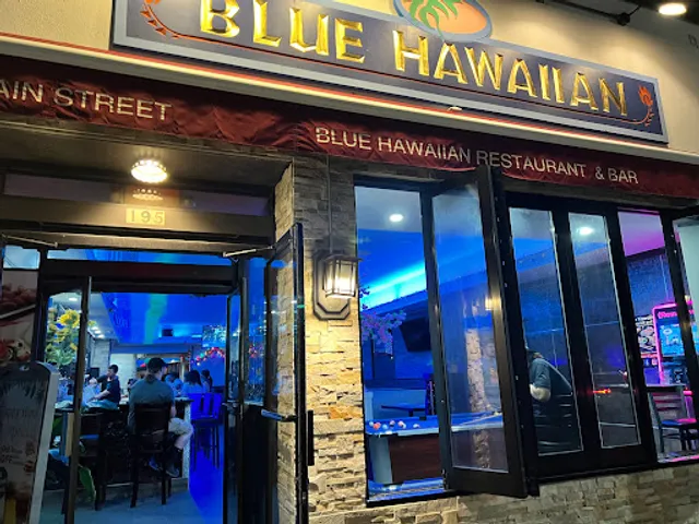 XBAR Lounge and Restaurant