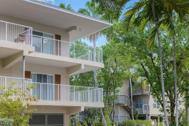 Coconut Mallory Resort And Marina By Kees Vacations