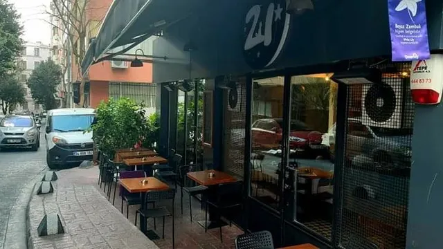Cafe 21
