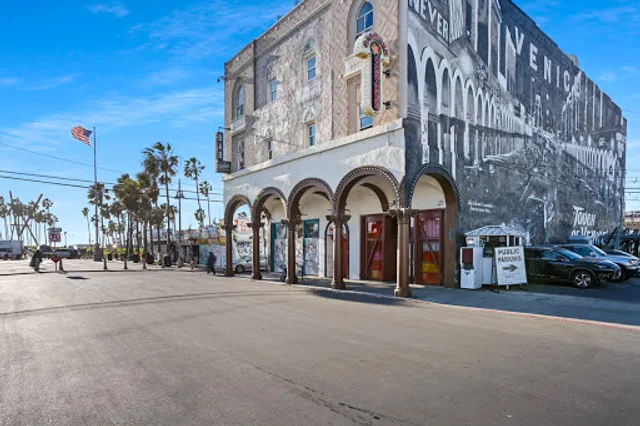 Samesun Venice Beach