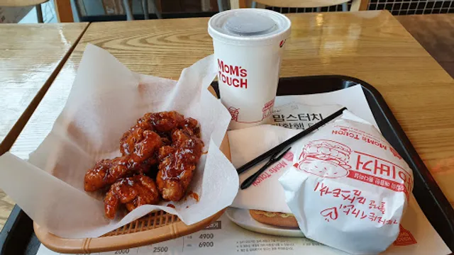 Mom's Touch Bangchon Branch