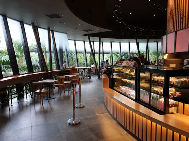 Starbucks River Wonders