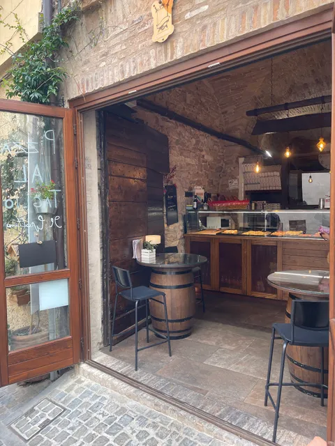 Pizzeria "Il Grottino"