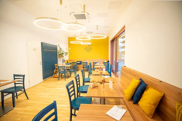 Das Mehlspeis-Labor Café