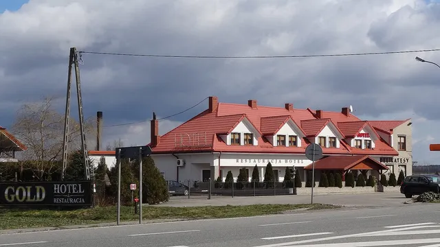 Gold. Hotel Restauracja
