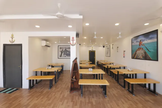 Kadal Kitchen Pattinapakkam.