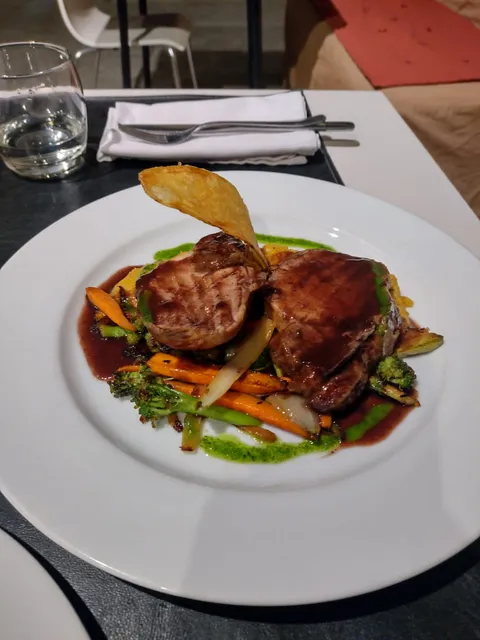 UOVO Cucina Restaurante