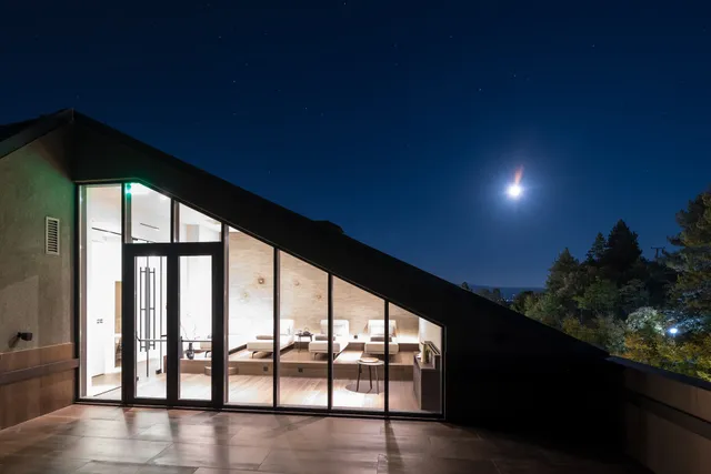 The Lynx Μountain Resort