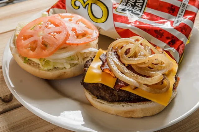 Gary's- Breakfast-Burgers & Plate Lunches