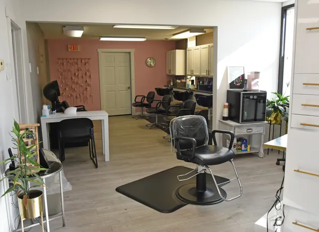 Pinks hair studio