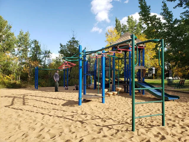 Sheriff Robertson Park Playground