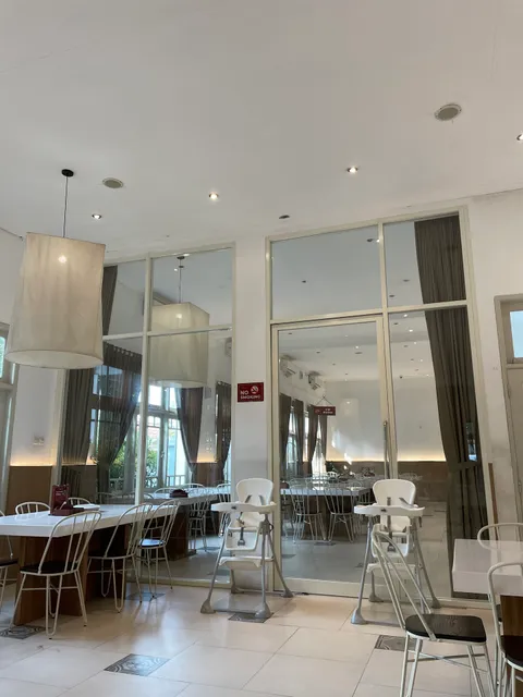 Fusia Restaurant - Kendangsari