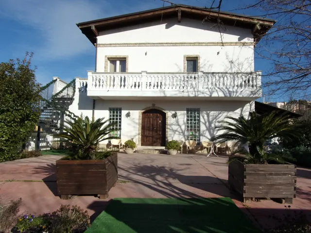 Gone with the Wind - Bed and Breakfast