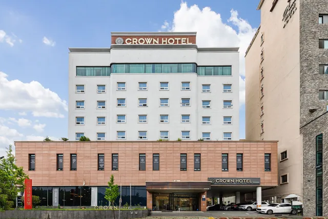 Crown Hotel Changwon