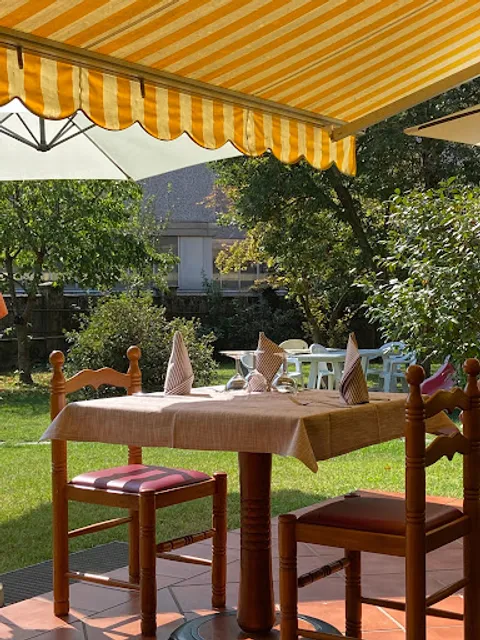 PIZZERIA RESTAURANT COMPASS