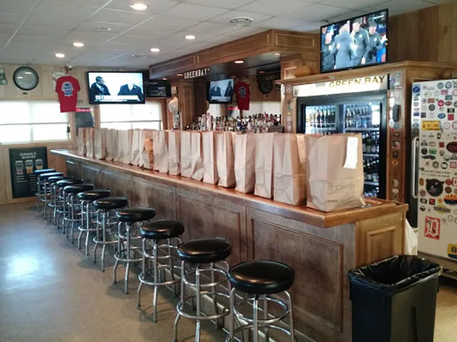 Green Bay Bar & Grill