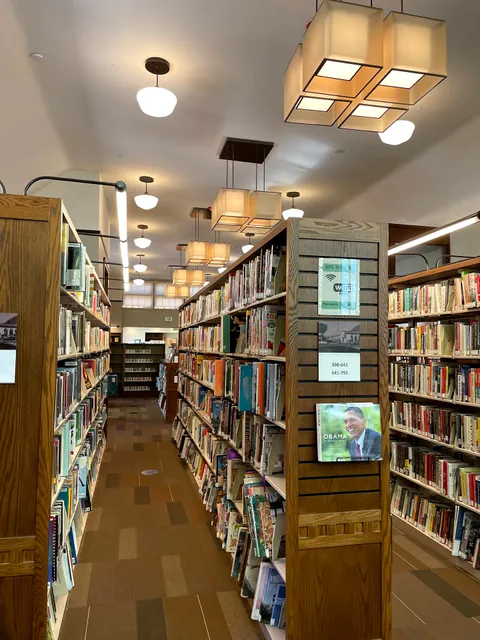 Berkeley Public Library - Claremont Branch