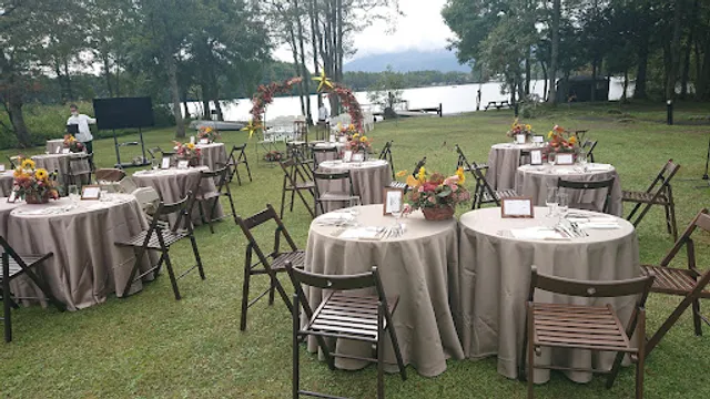 Dining Restaurant Ete