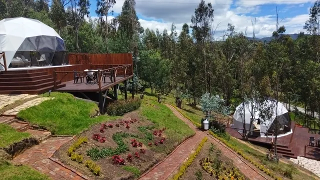 Golden Glamping Guatavita