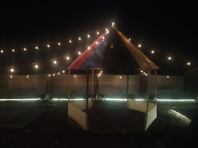 Decade's Ago (Garden Restaurant)