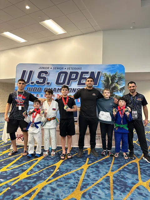 OLYMP FIGHT CLUB N.HOLLYWOOD