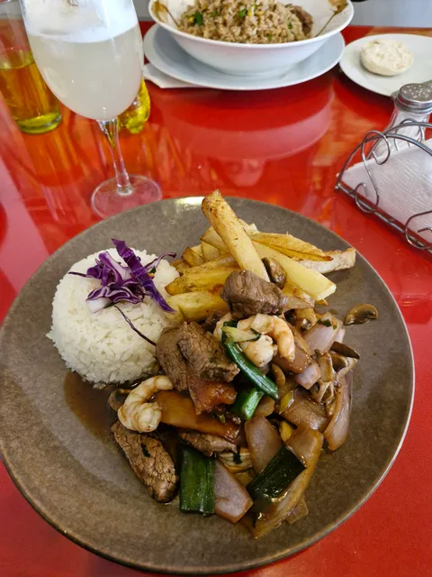 RESTAURANTE PERUANO AMOR DE MIS AMORES