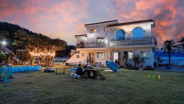 Santa Monica Pension