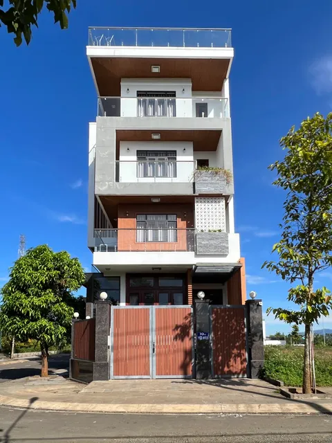 Đoàn Gia Luxury House