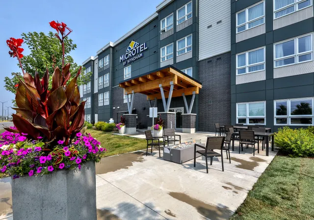 Microtel Inn & Suites by Wyndham Kanata Ottawa West