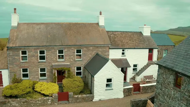 Lower Treleddyn Farmhouse