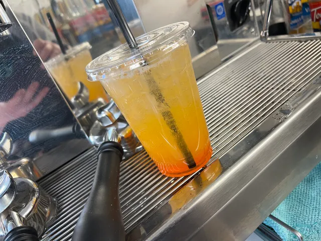 BB’s Cruisin’ Coffee Trailer