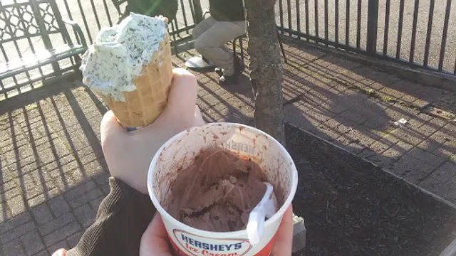 Hershey's of Hudson Ice Cream