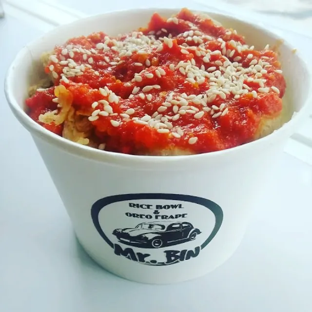 Mr. BIN Rice Bowl & Oreo Frappe