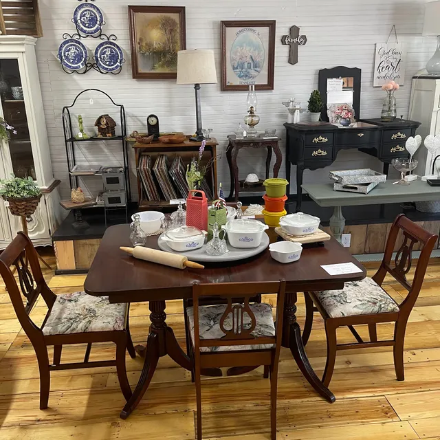 South Main Furniture & Mercantile