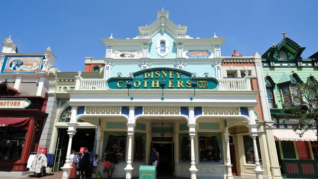 Disney's Clothiers, Ltd.
