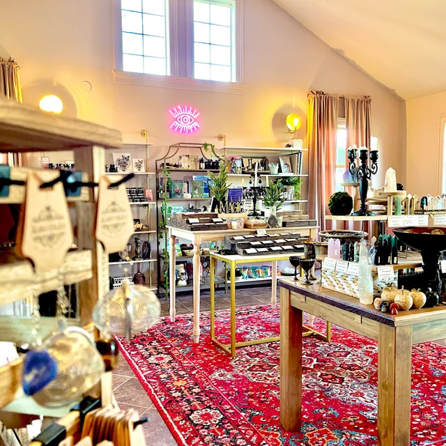 Alabaster & Ash Metaphysical Boutique