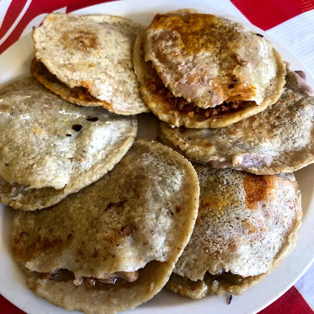 Gorditas Los Pericos