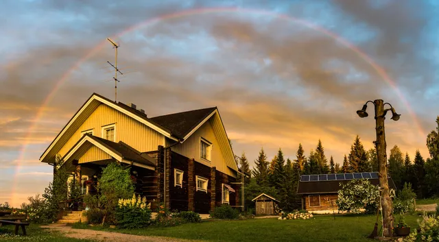 T:mi Majatalo Puukarin Pysäkki