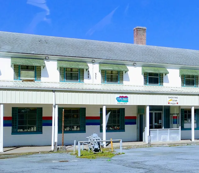 Shooting Star Pizza Shop