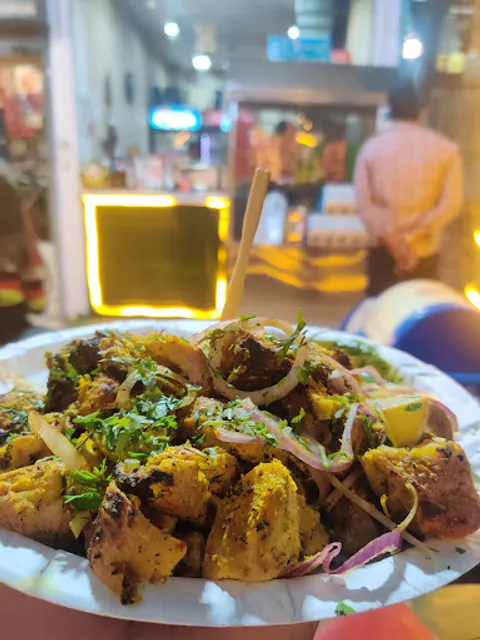 Soya Chaap & Kaathi Rolls