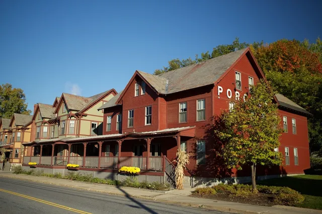 The Porches Inn at MASS MoCA
