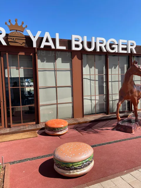 Royal Burger