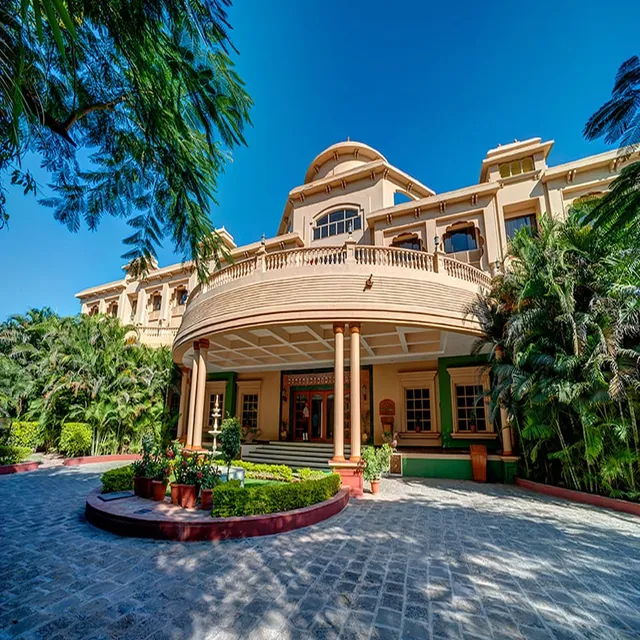 Renest Shraddha Inn Hotel